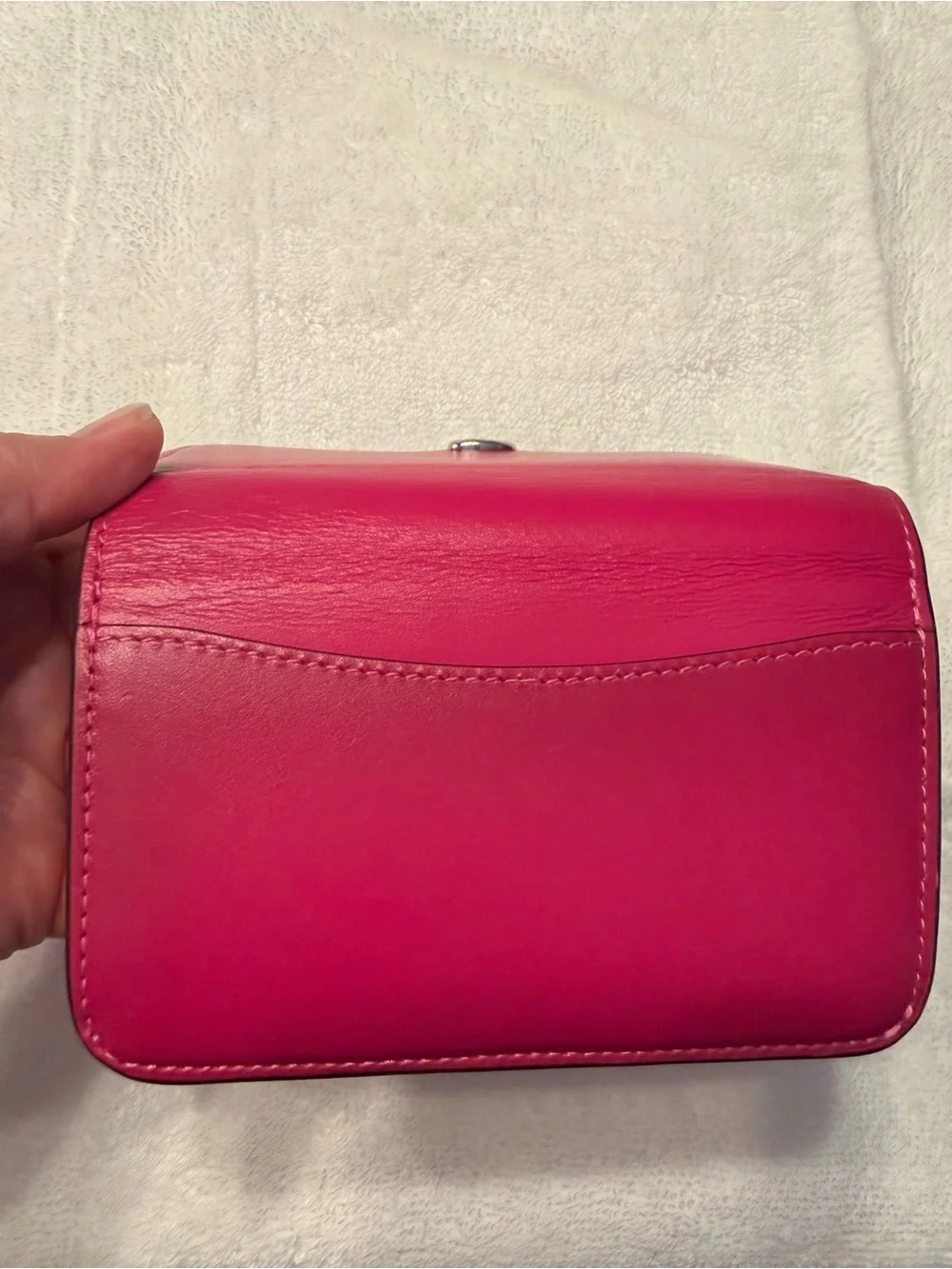 Coach Dragonfruit Leather Wallet Essential Slim Card Case